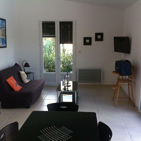 Les Cigales Des Pres Appartement Опс Екстериор снимка